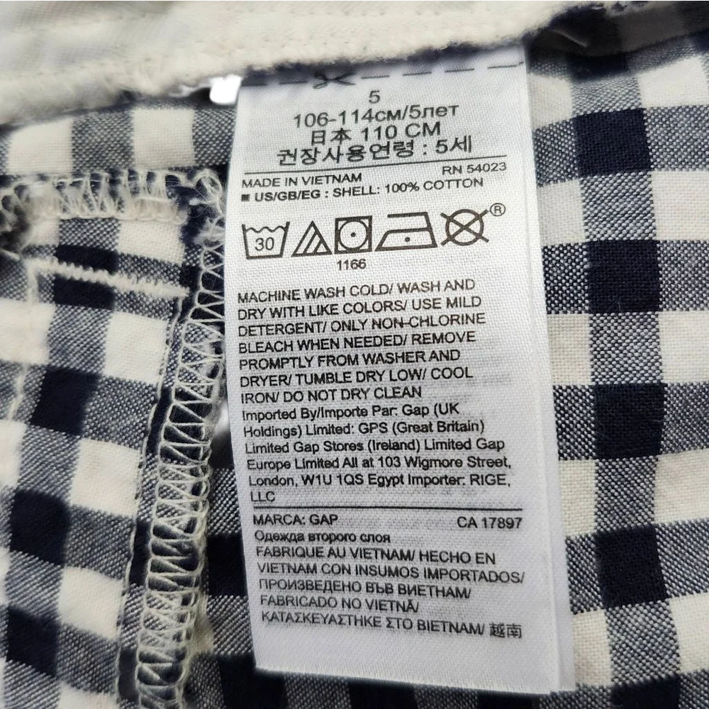 Girls Gap Midi Shorts Size 5 Navy Blue White Checkered - Picture 3 of 3